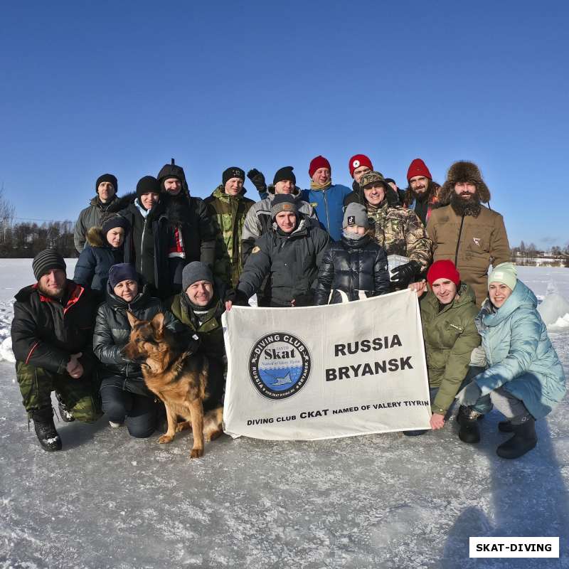 "35, а мужик под лед опять", когда мы вместе - чудо шагает рядом!