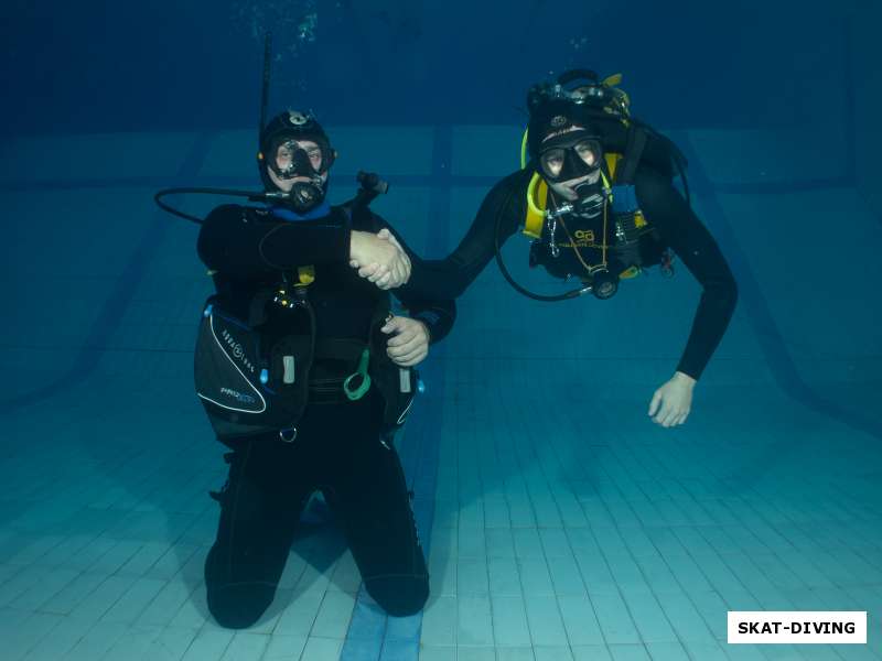 Поздравляем Владимира Макеева со сданным экзаменом по программе Open Water Diver!