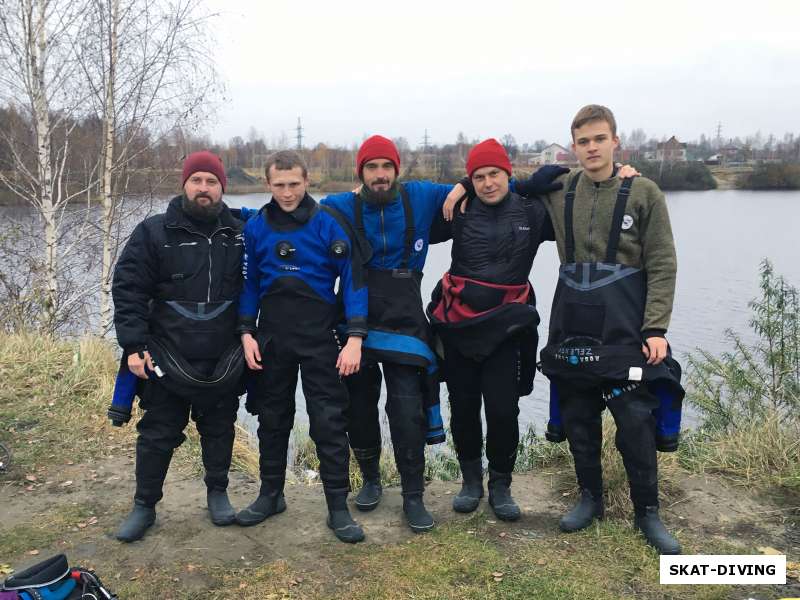 Осенняя мгла Керамзитного карьера, в плену экскаватора и другие эмоции от выезда в понедельник