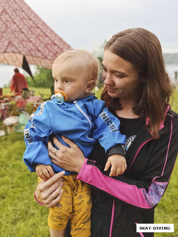 Романов Павел, Шукста Алина, "мам" у Павла на выезде хватает