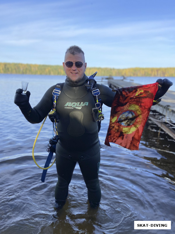 Шукста Игорь, его стараниями водоемы становятся чище