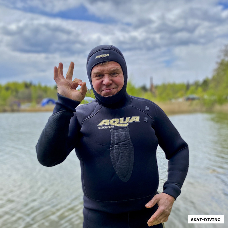 Парфенов Николай, в воду +4 градуса можно нырять не только в сухом костюме