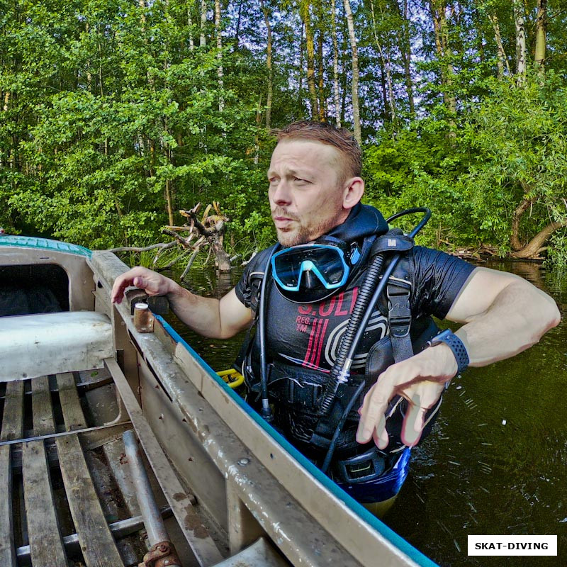 Мажугин Евгений, рассказывает, как пробовал свистеть под водой