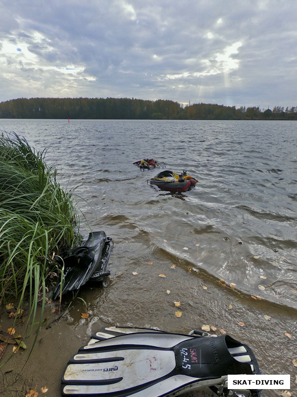 Если вы увидели такое в воде, возможно, тут только что-то кого-то спасли