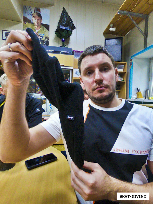 Федорук Дмитрий, а вы пробовали во время семинара снимать с себя носки и делать такое фото?