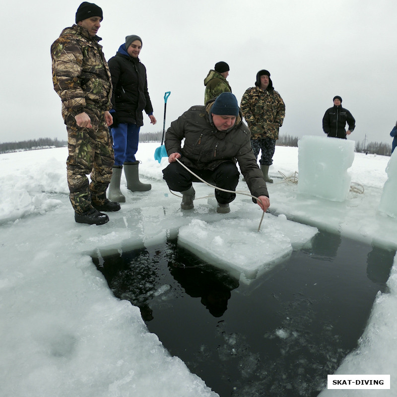 Погосян Артем, Палехин Владислав, Филиппов Родион, Мармылев Александр, "рыбалка на ледяные блоки"