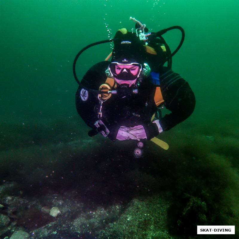 Невструева Александра, тоже фактически прошла открытую воду по курсу DRY SUIT в Японском море
