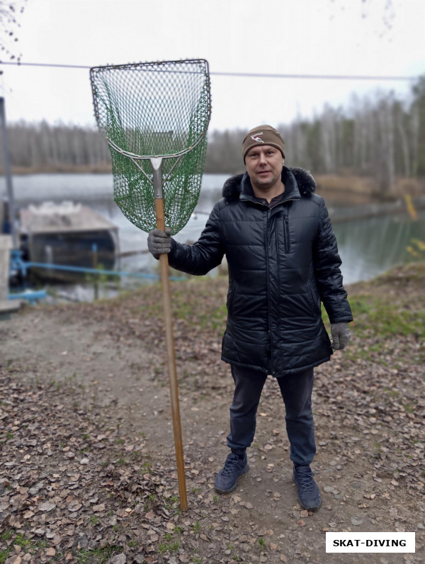 Леонов Дмитрий, сделал самое главное - настоял на необходимости проведения этой акции, да еще и деньгами помог