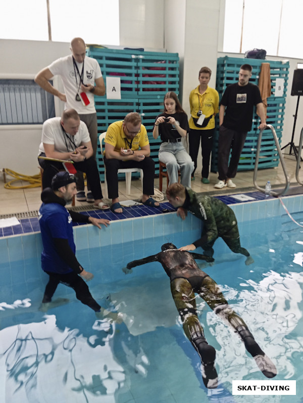 Ильюшин Сергей, Серов Алекей, Платоненкова Анастасия, Серова Галина, Орлов Даниил, Палехин Владислав, Филиппова Людмила, ждут рекорда