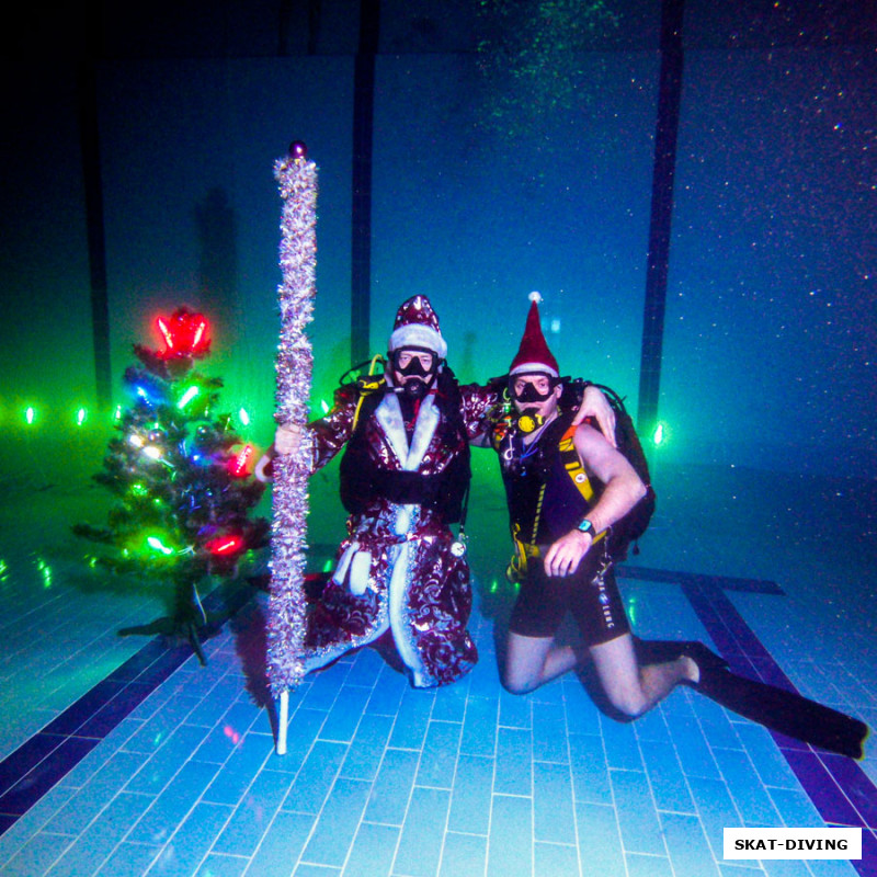 Тюрин Руслан, Федорук Дмитрий, у некоторых клубных участников имеется целая коллекция фото с Дедом Морозом