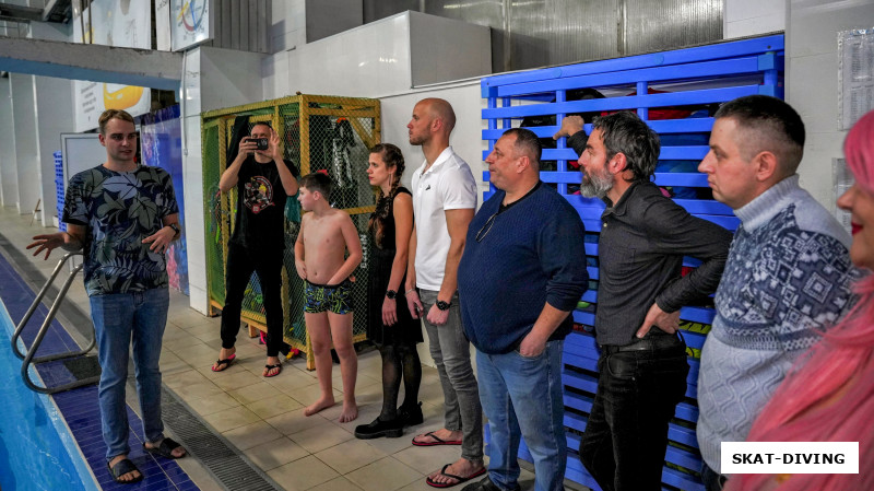 Палехин Владислав, Филиппов Константин, Филиппова Людмила, Балакин Александр, Карачевский Владимир, Ильюшин Сергей, Прозоров Максим, брифинг для фридайверов по особенностям подводной программы