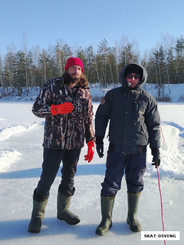 Романов Артем, Федорук Дмитрий, именно человек на фото справа настоял на открытии сезона сразу после нового года, уже четвертая нырялка состоялась, только интереснее становится