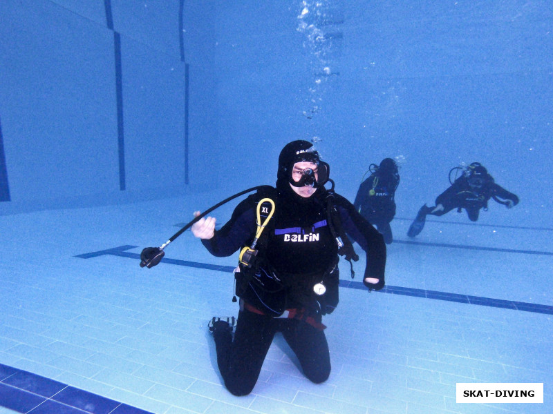 Шевченко Андрей, перспективный спортсмен парадайвер без левой кисти на своем первом подводном экзамене