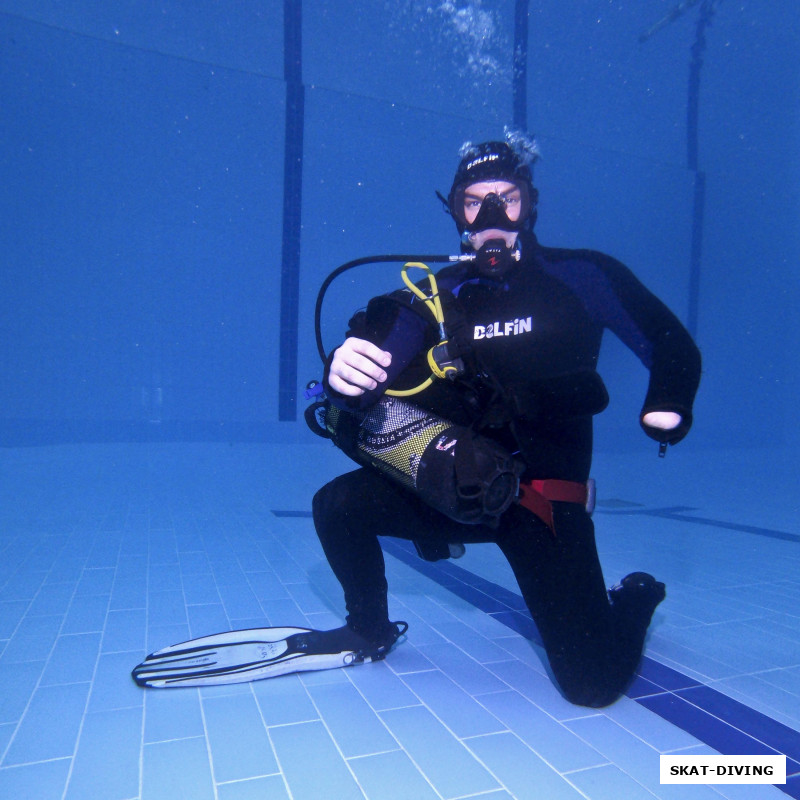 Шевченко Андрей, снятие scuba может никогда не пригодится как навык, но в аварийной ситуации позволит студенту быстрее выбраться из снаряжения