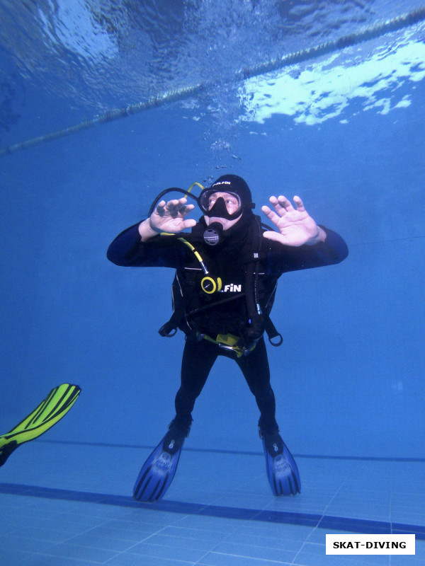 Красовский Владлен, под водой цыганкам было бы удобнее гадать по рукам, все линии жизни выглядят куда ярче