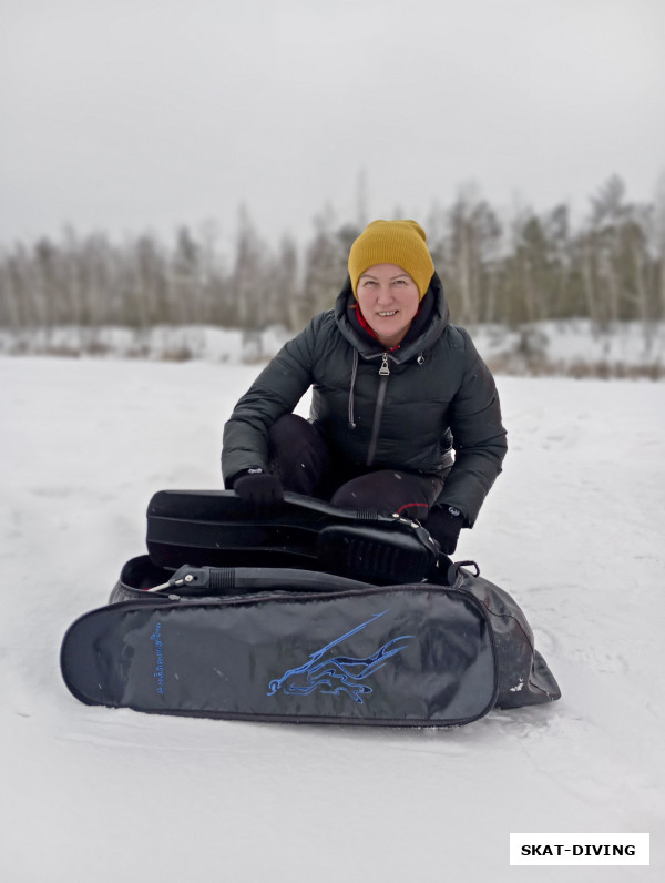 Матвеева Ольга, у подледного дайвинга лишь один недостаток - таскаться со снарягой приходится порой дальше