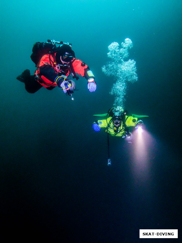 Касилов Евгений, Ветров Евгений, был в компании диперов и один "лимончик"