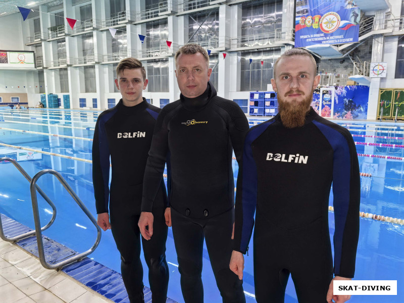 Радченко Тимофей, Азаркин Юрий, Талеронок Николай, на самом деле не хватает третьего студента Ивана, он из-за командировки не смог принять участие
