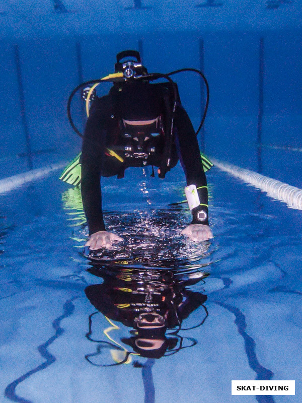 Шикун Вадим, маркетолог бы написал: "Подводный клуб СКАТ - познай всю глубину своей жизни"