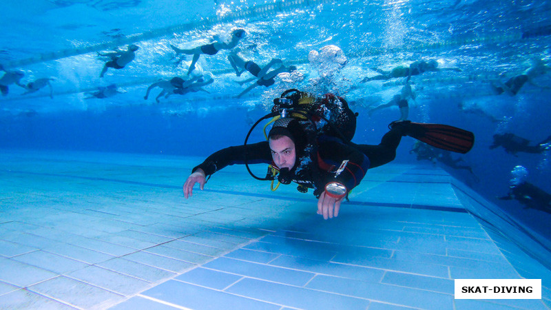 Кульбаков Максим, хорошо подготовленный дайвер чувствует себя без маски также комфортно, как и в ней