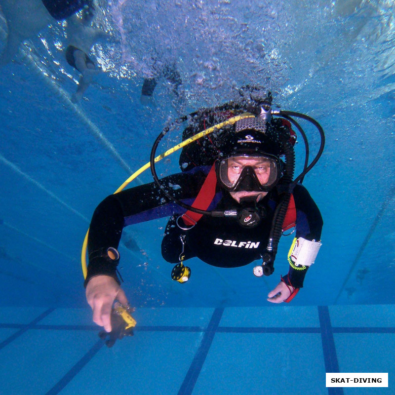 Кульбаков Максим, злодеи не обязательно грабят, насилуют или убивают, некоторые просто поддувают...