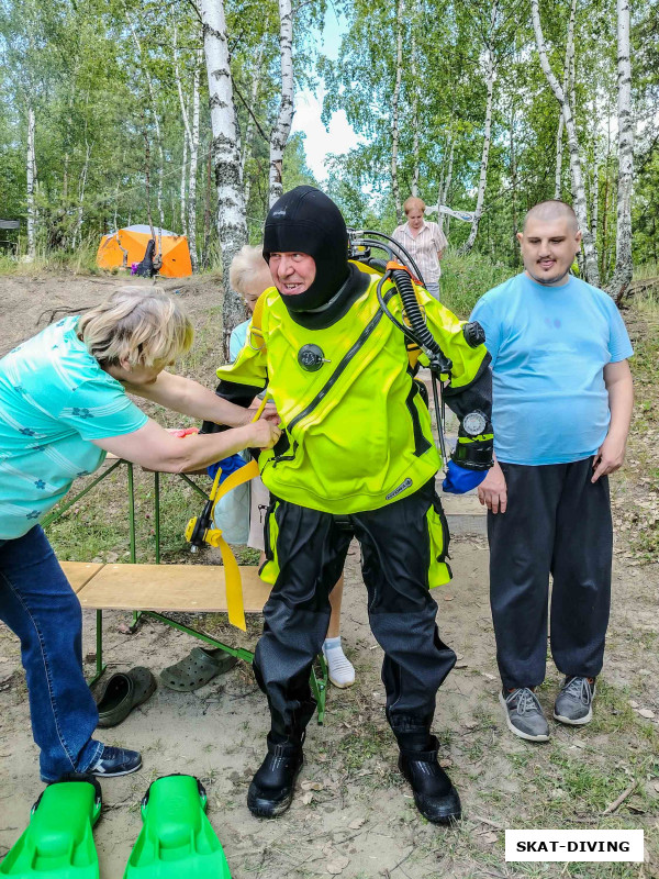 Парфенов Николай, хорошо, когда у тебя столько помощников