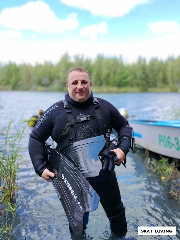 Карачевский Владимир, наконец увидел толстолобиков под водой