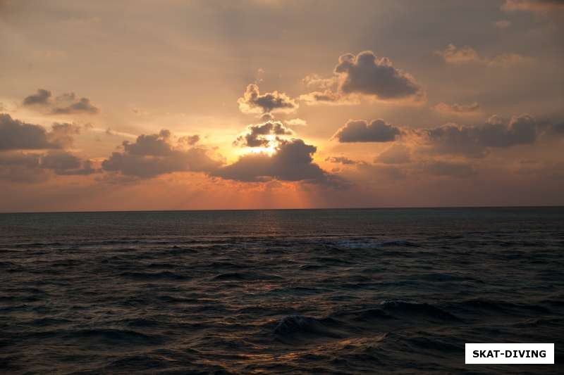 Закаты на Мальдивах