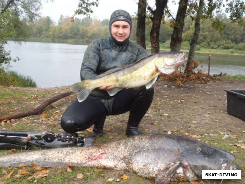 Максимихин Андрей, сом 35кг, судак 4,5кг