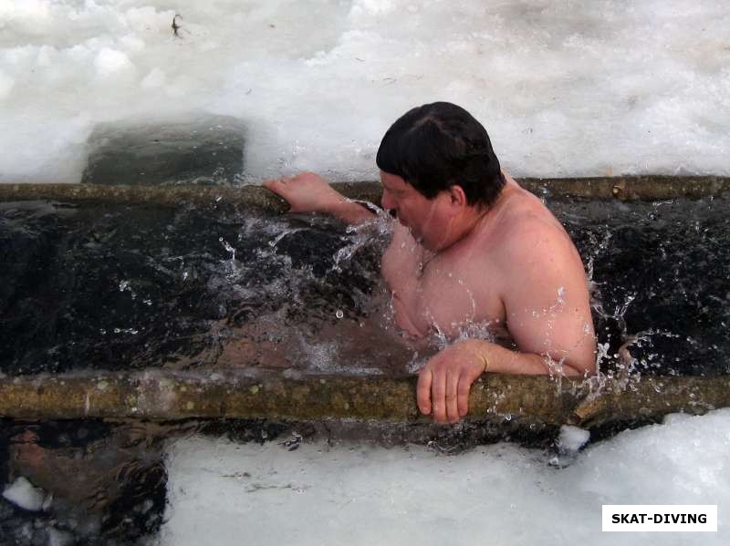 Дупин Андрей, купание на крещение в проруби