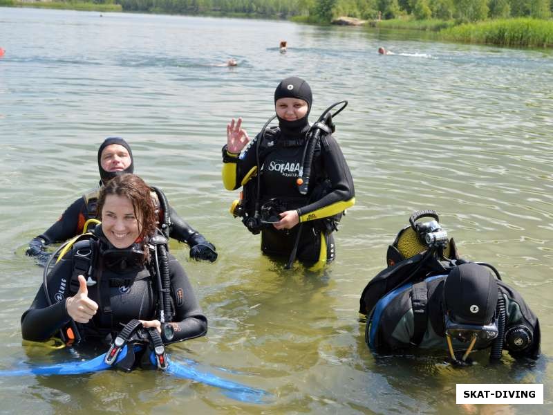 Гаврилин Вячеслав, Кругликова Ольга, Леонова Наталья, вместе прикольней фотографироваться