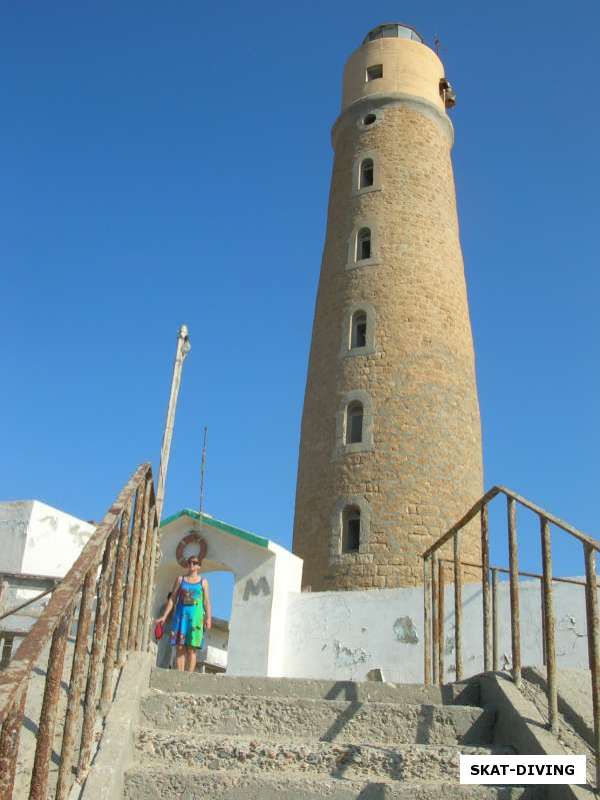 маяк на острове остров big brother