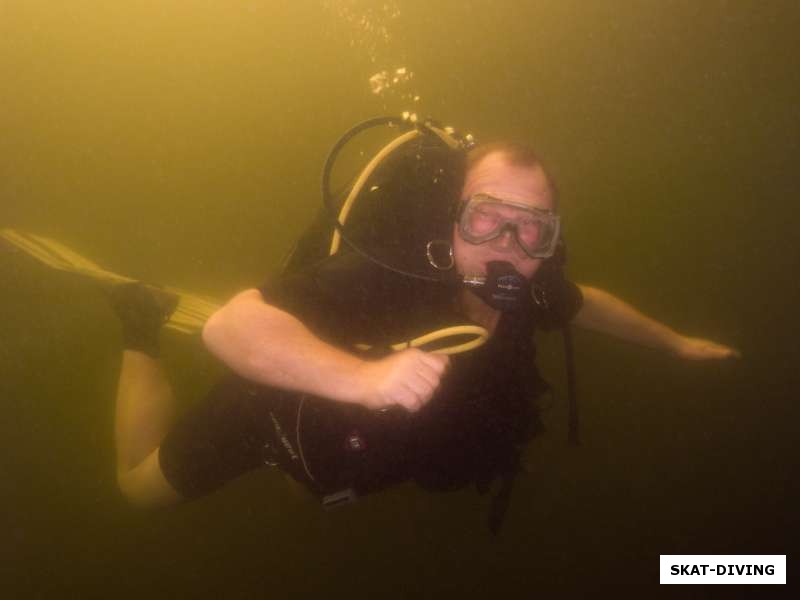 Зимин Алексей, несмотря на габариты движется под водой очень элегантно