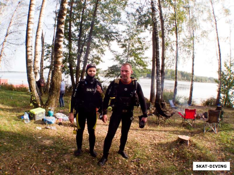 Пилипенко Светлана, Ковалев Сергей, и финальное фото нашего фотоаппарата, затем аккумулятор сел...