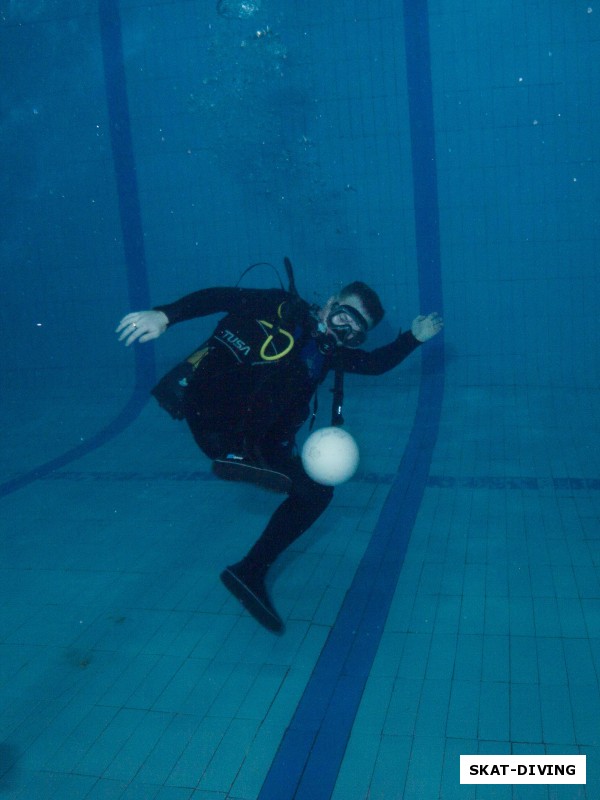 Барсуков Василий, подводный футбол