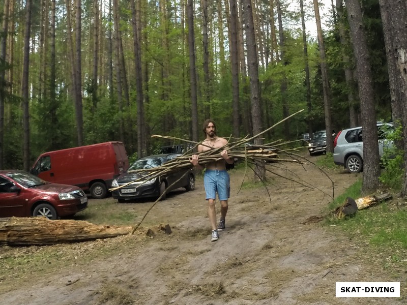 Романов Артем, хворост для Пашиного плова