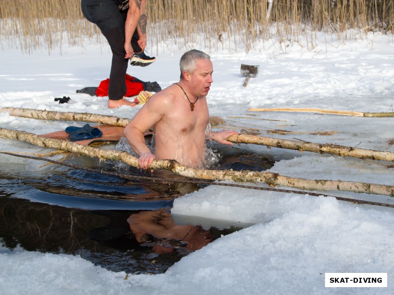 Гришутин Сергей, видимо, ожидал увидеть воду немного более теплой!