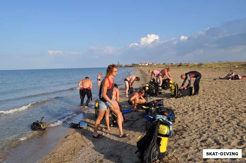 собираемся под воду на пляже евпатории