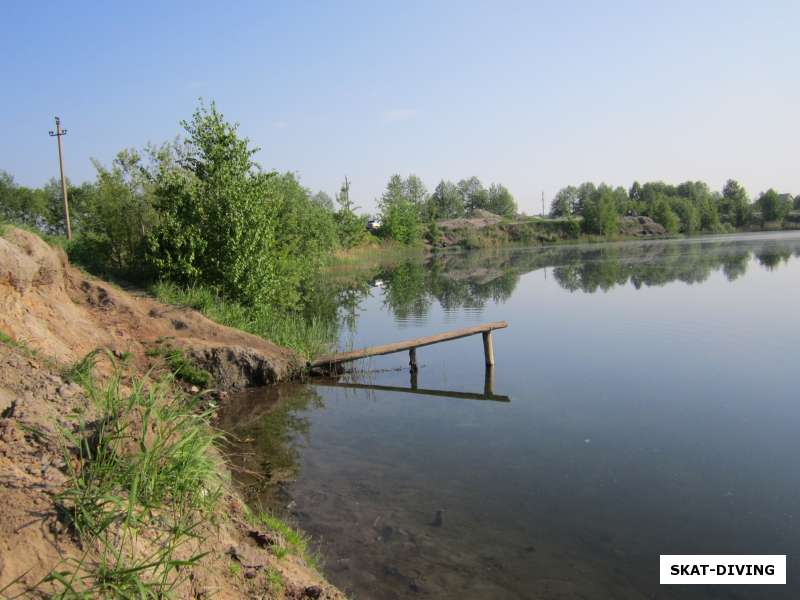 мостик на озере Керамзит