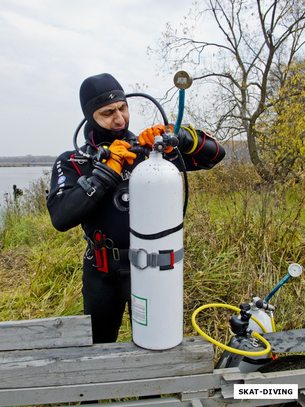 Погосян Артем, продолжает наныривать погружения в конфигурации «SIDEMOUNT»