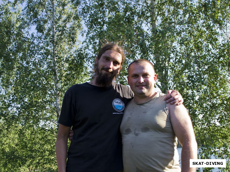 Романов Артем, Лукавый Дмитрий, с воспитанником на память, справедливости ради под воду его прока проводит Дмитрий Быченков