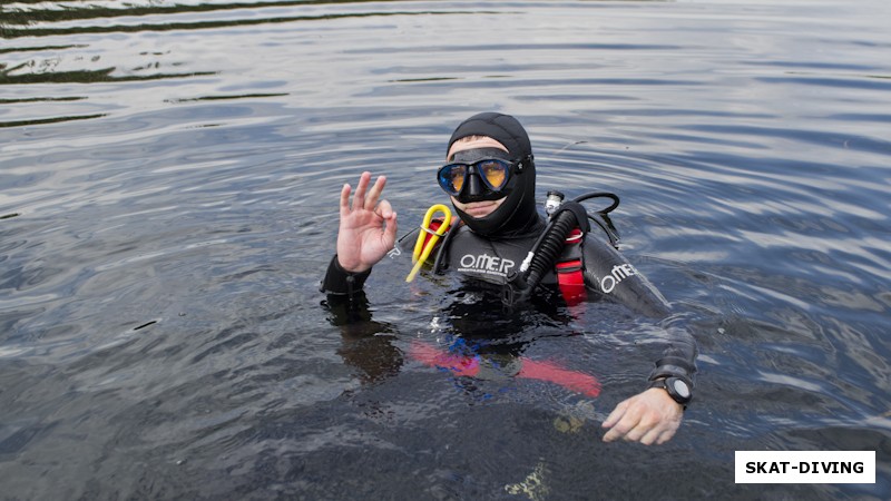 Буряк Вадим, пробует "крыло" в открытой воде