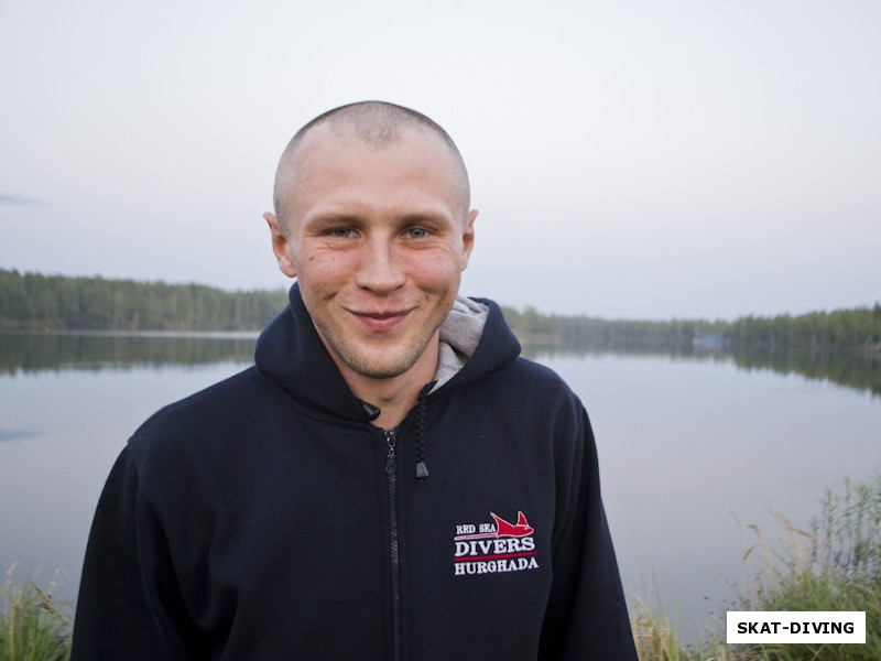 Щербаков Дмитрий, глядя на его толстовку вспоминаешь чудные времена, когда за год мы могли съездить в Египет на нырялку раз так пять