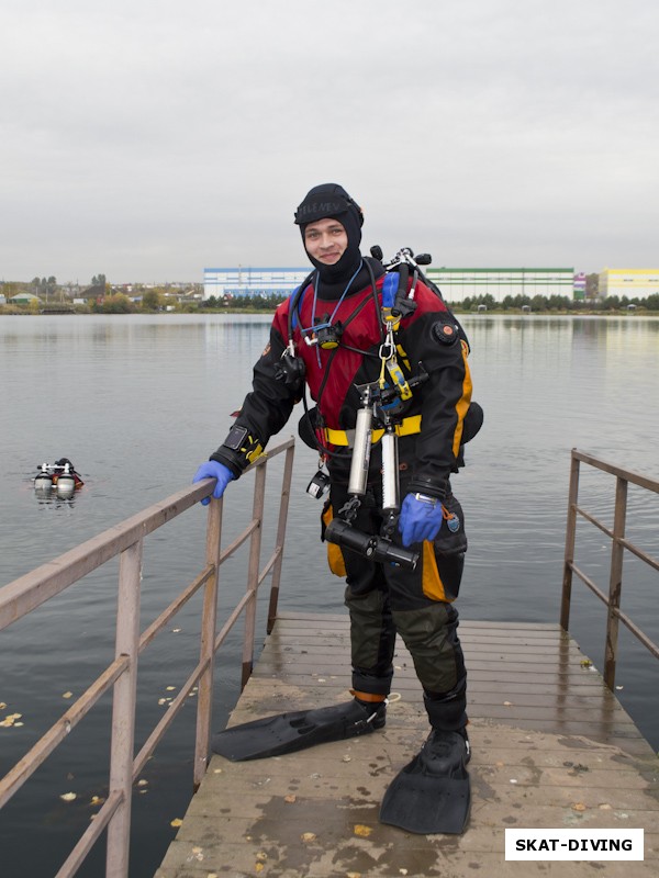 Зеленев Максим, потрудился оператором под водой