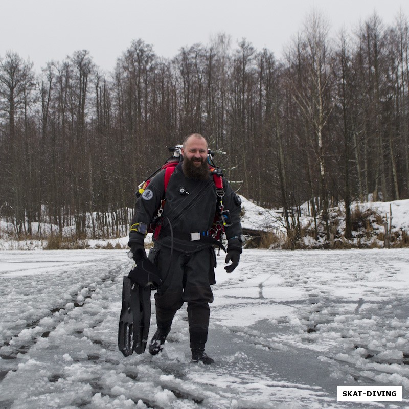 Зеленев Андрей, в новом усиленном костюме чувствует себя гораздо свободнее, потому и улыбается чаще