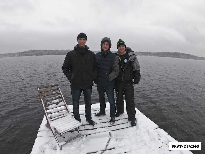 Пахомов Сергей, Медведков Александр, Изотко Артем, подвохи подошли к воде осмотреться