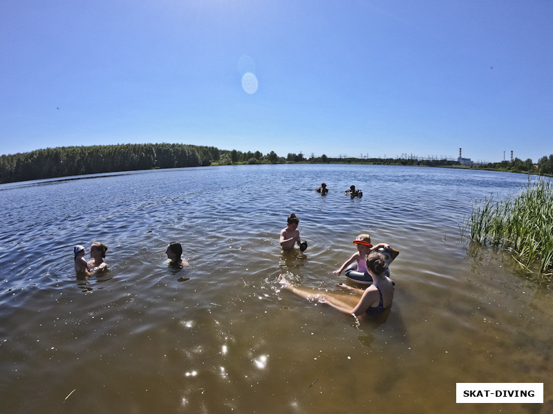 Для дайверов - место входа в воду, для других - пляж!