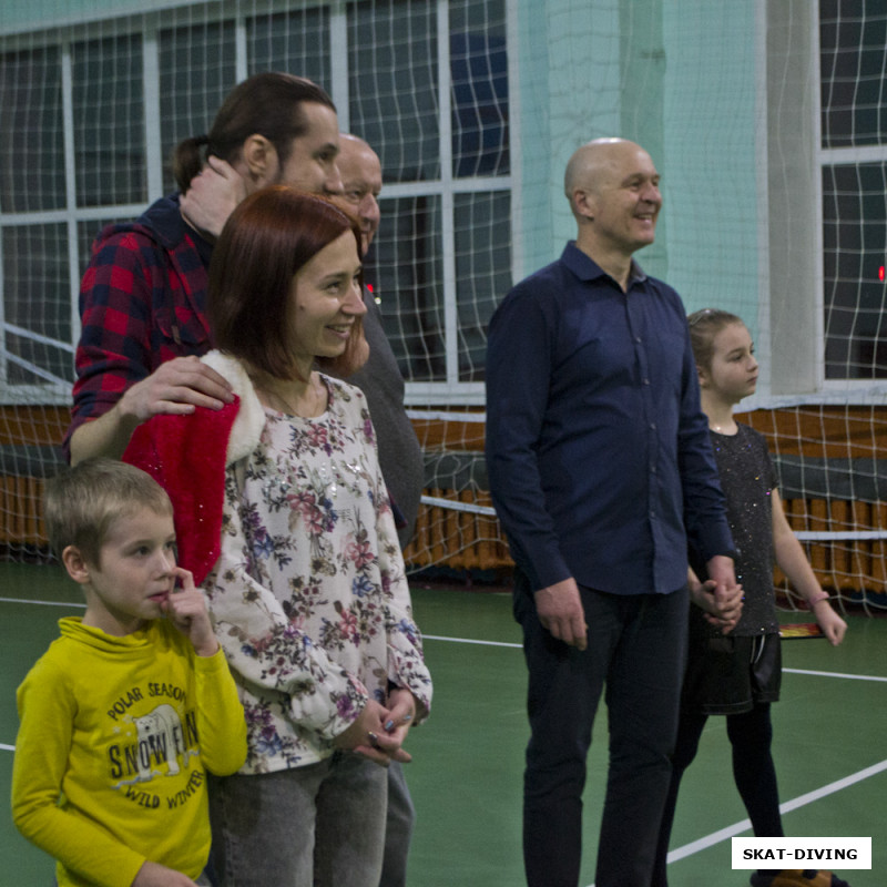 Тюрин Даниил, Тюрина Анастасия, Тюрин Юрий, Коробанов Александр, Коробанова Алиса, забавно даже просто слушать о подводной программе, а не то, что в ней участвовать