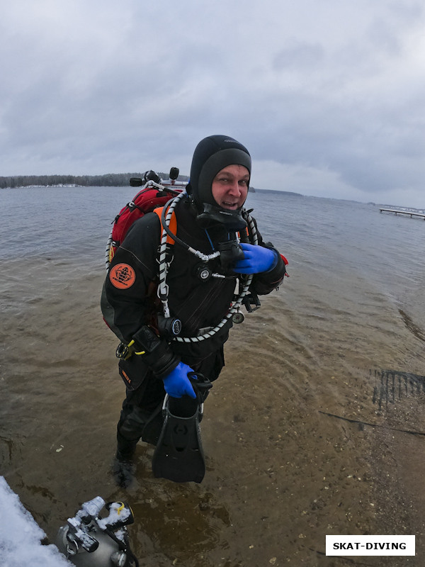 Саманцов Константин, добрался до 7-ми градусной воды