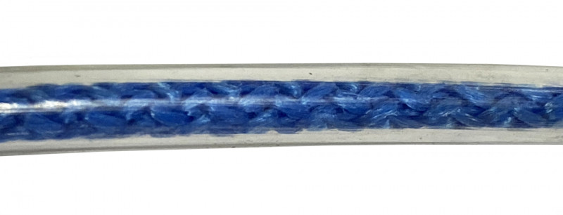 Прочный капроновый шнур защищен мягкой пластмассовой оплеткой, что делает его устойчивым к перетиранию